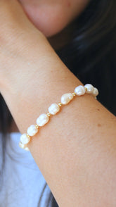 FRESHWATER PEARL BRACELET