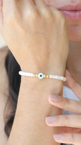 WHITE GUARDIAN EYE